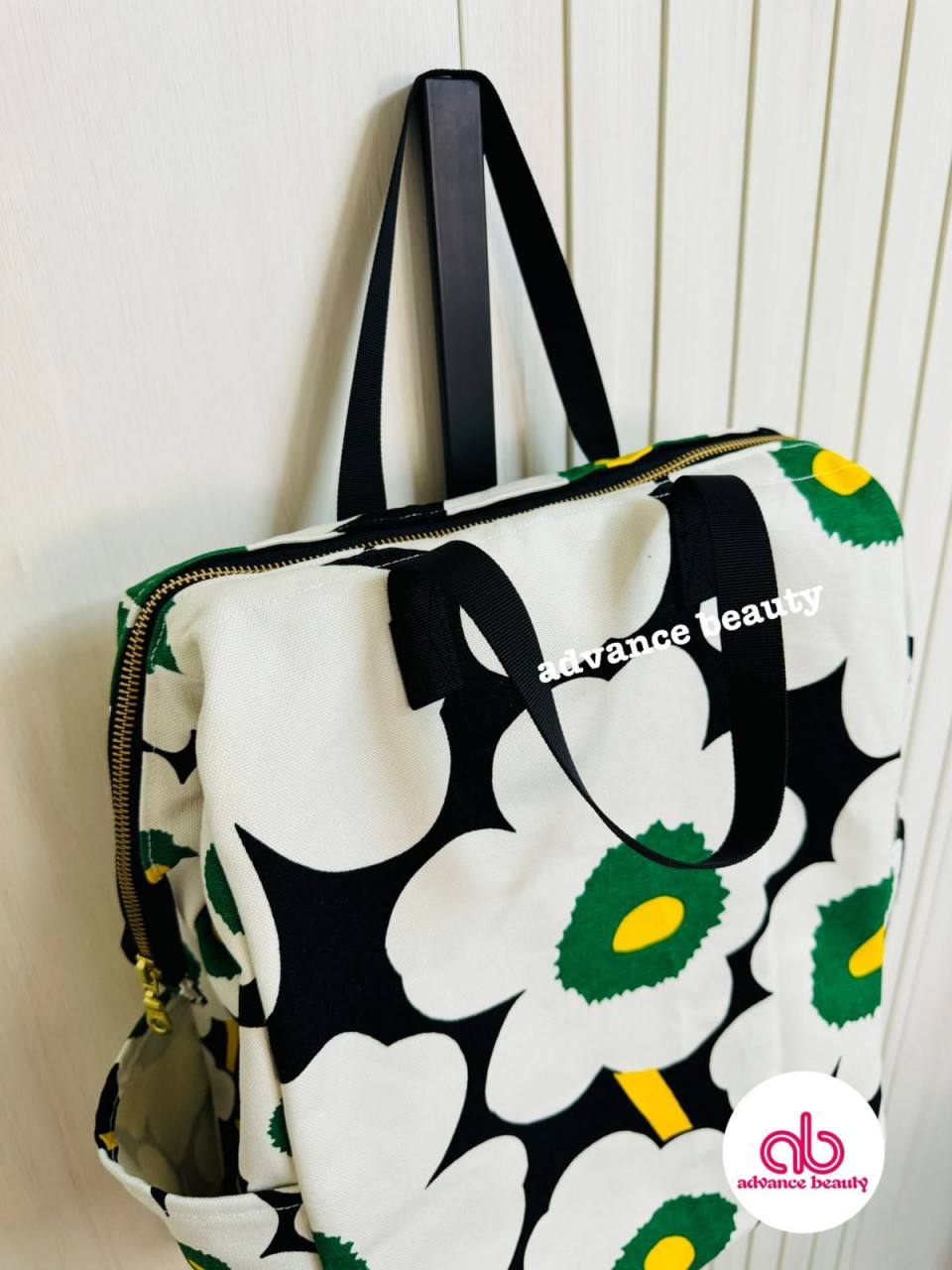 HAND MADE 自家製 獨家 花花背囊/手挽 (黑白綠) (Size 42H x 30W x 18D)